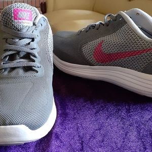 Nike low top women sneakers